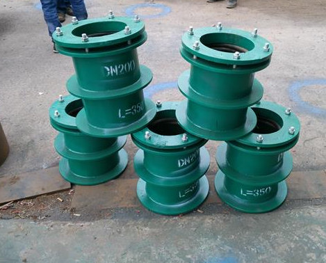 柔性<a href=http://www.m.jiangxiaoju.cn target=_blank class=infotextkey>防水套管</a>發(fā)貨